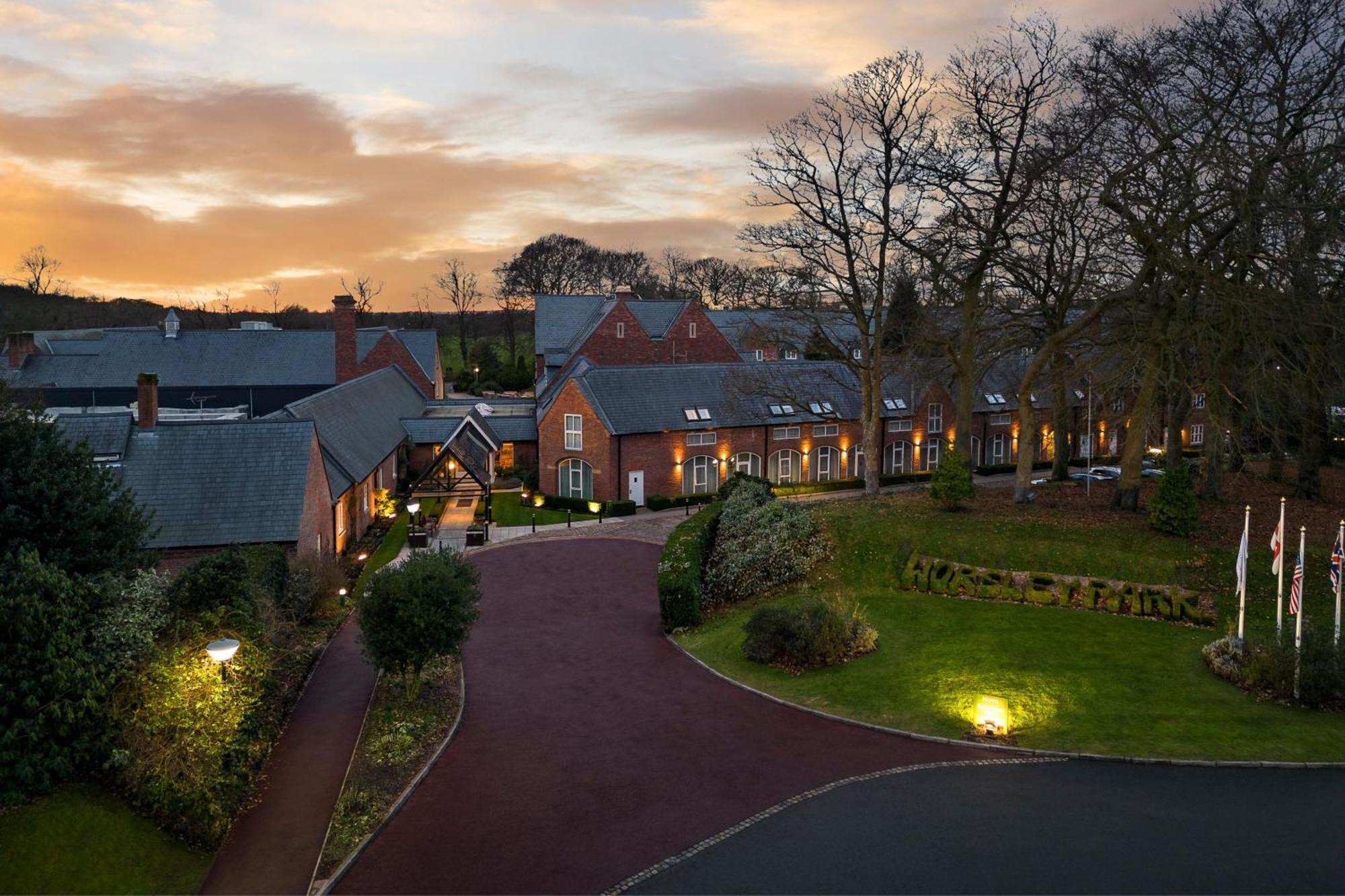 Delta Hotels By Marriott Worsley Park Country Club Kültér fotó
